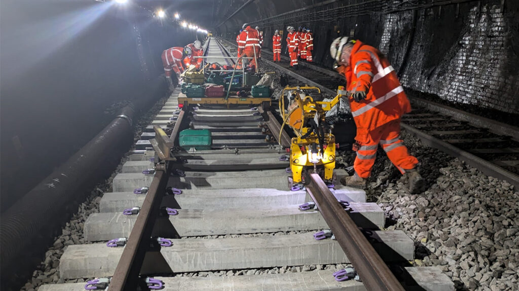 Engineering teams carrying out track renewals in the Severn Tunnel.